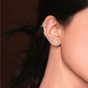 Like New Silver Starburst Ear Cuff Set